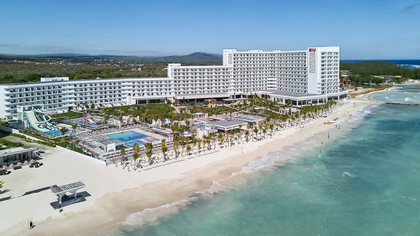 Riu Palace Aquarelle Airport Transfer